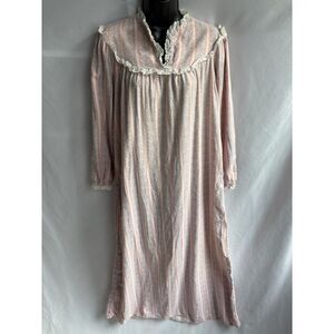 Vintage Lanz of Salzburg Nightgown Pink Floral Long Cotton Size M/L Lace Trim